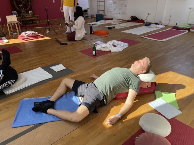 23_YLA_Yoga-Ausbildung_Speyer.jpeg