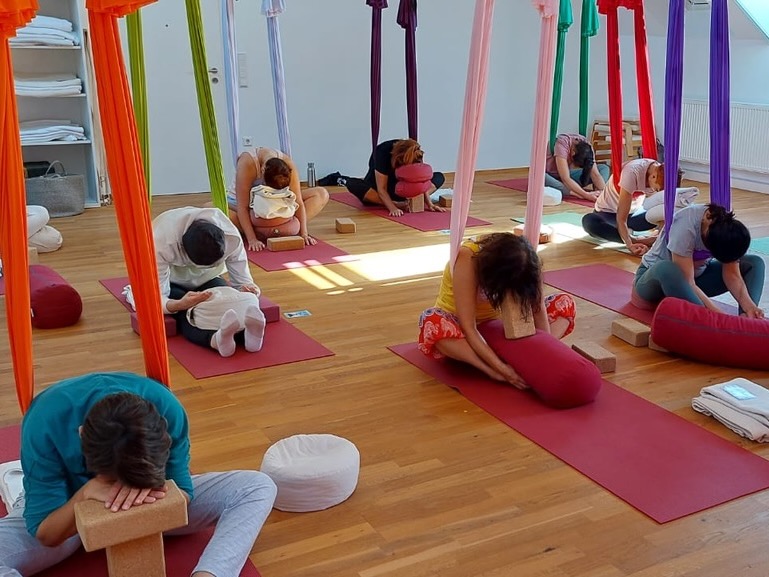 Aerial-Yoga_Yin_Ausbildung_Speyer.jpeg